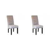 Pack de 2 Sillas Tapizadas en Tela Gris con Patas Negras, Acolchado Cuadrado en Respaldo y Asiento, Medidas 47x62x106.5 cm